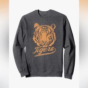 Easy Tiger Distressed Casual-Chic Graphic For Women Sweatshirt large /285